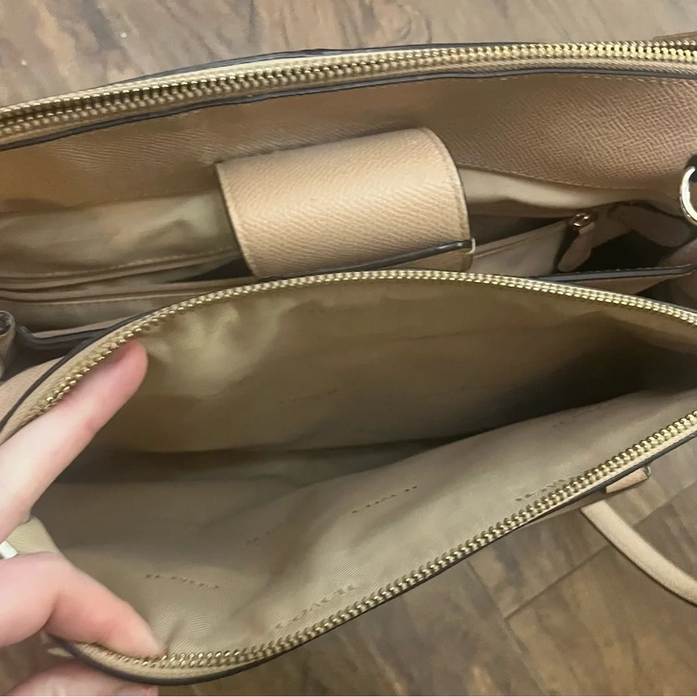 Coach Stanton Carryall Tote
